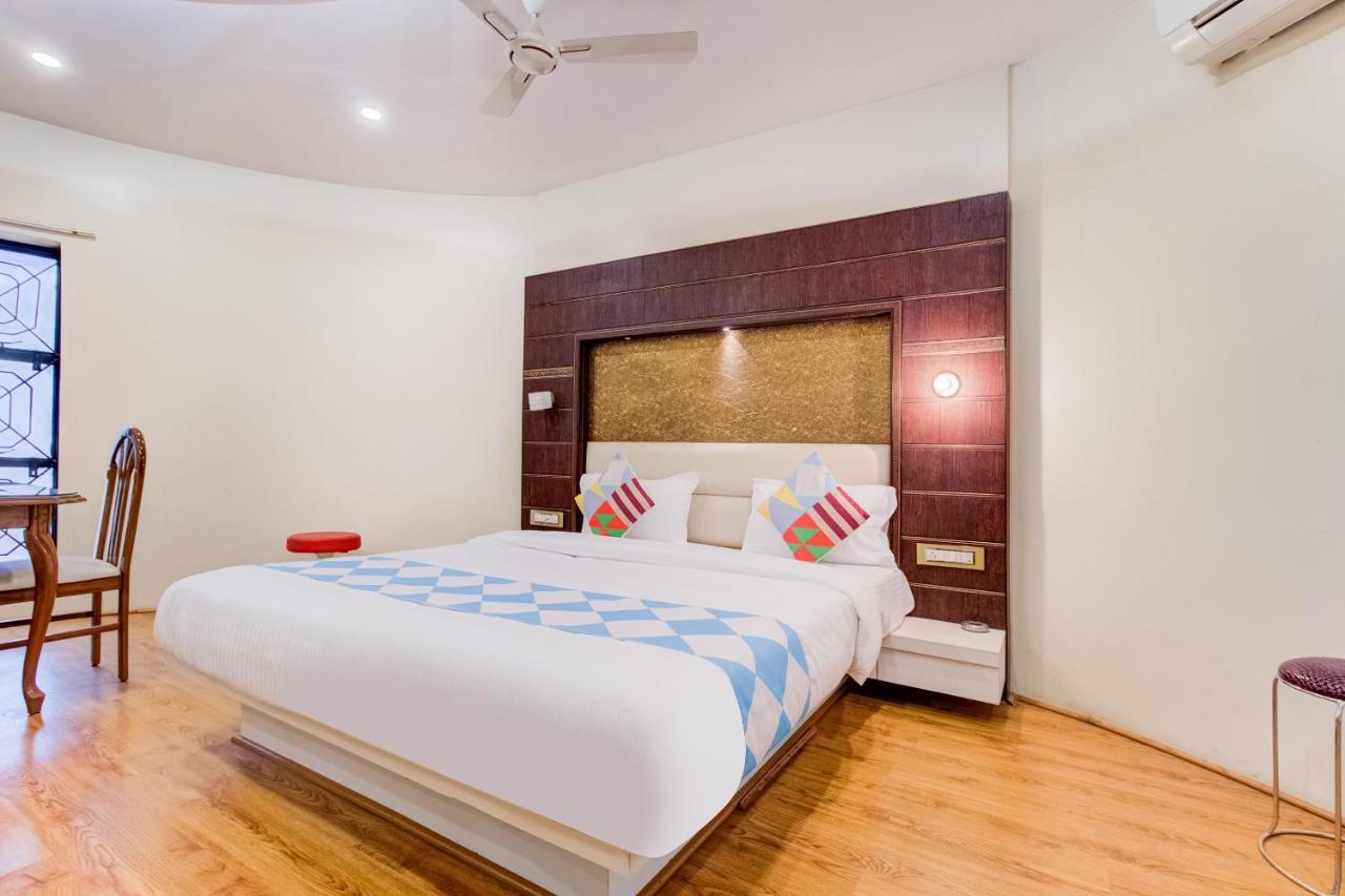 Hotel Tapovan Нашик Екстер'єр фото